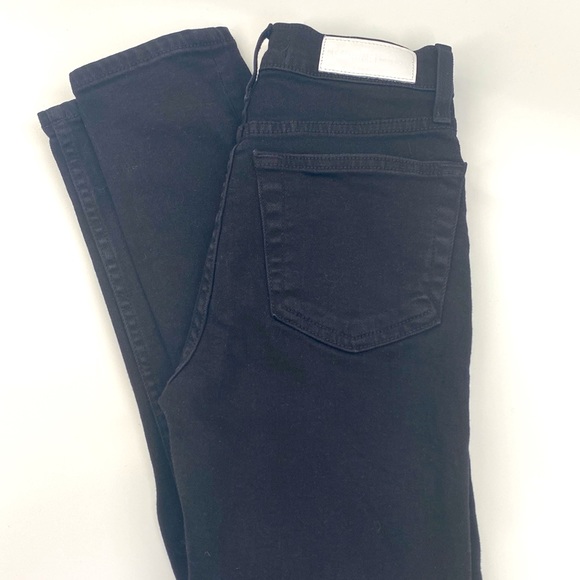 RE/DONE ORIGINAL Stretch High-Rise Ankle Crop Skinny Jeans - Picture 2 of 13